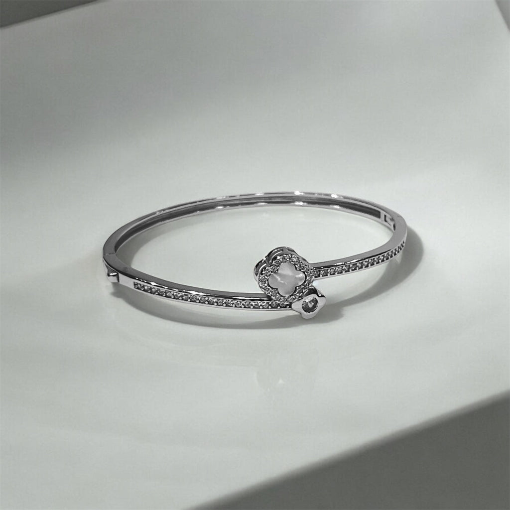 "ETERNAL BLOSSOM BRACELET"