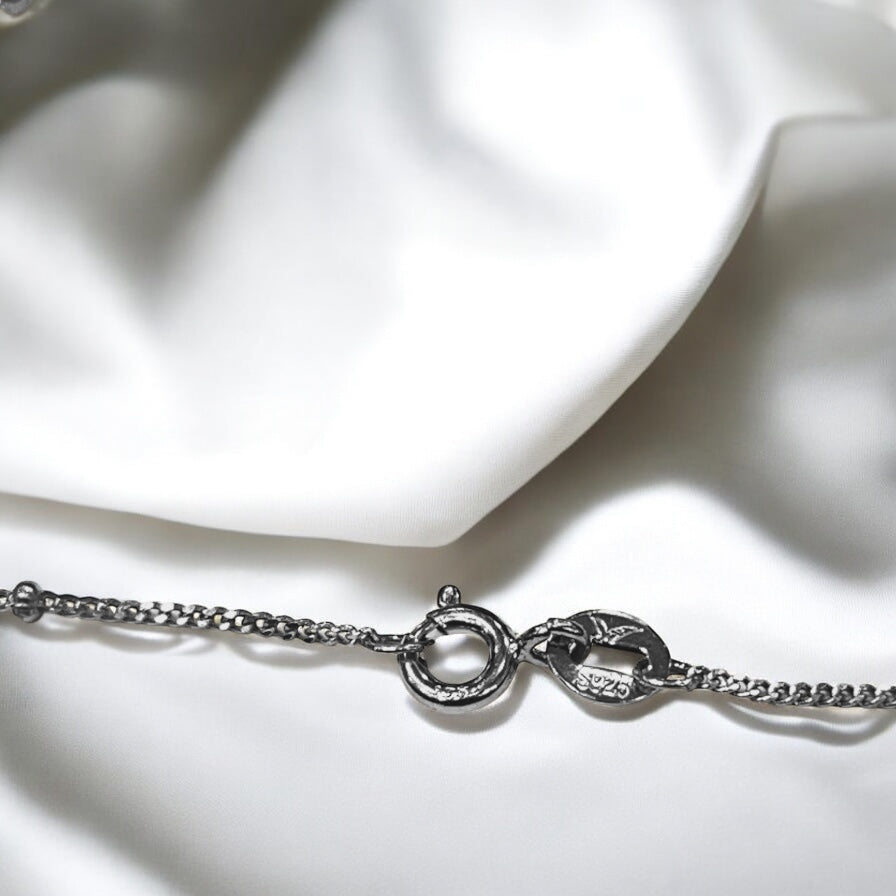 "MOONLIT DEW CHAIN"