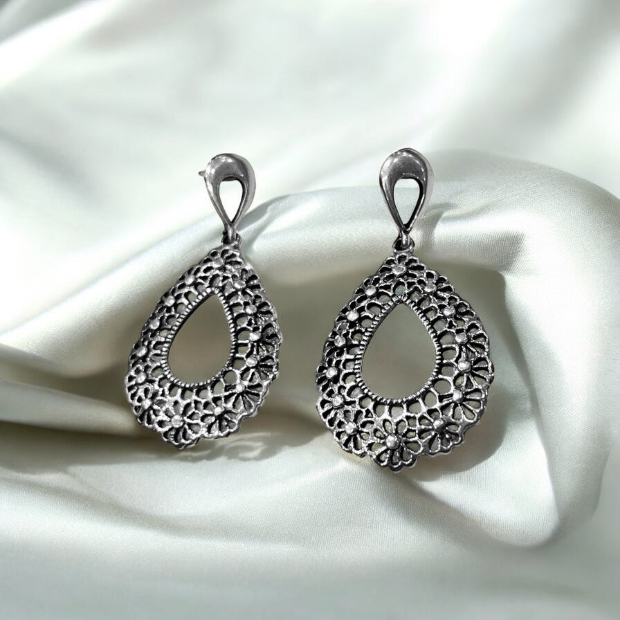 "ETERNAL BLOOM EARINGS"
