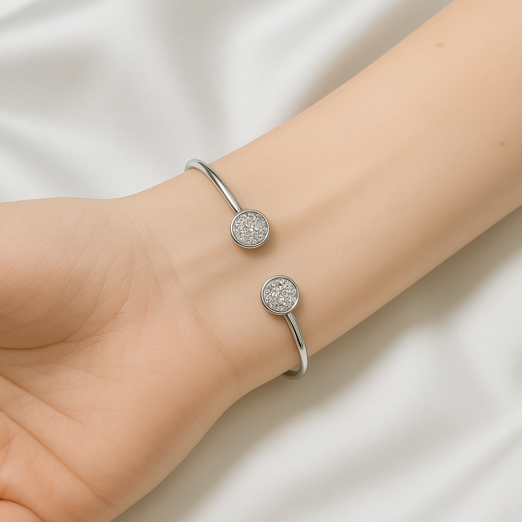 "CUFF BRACELET"