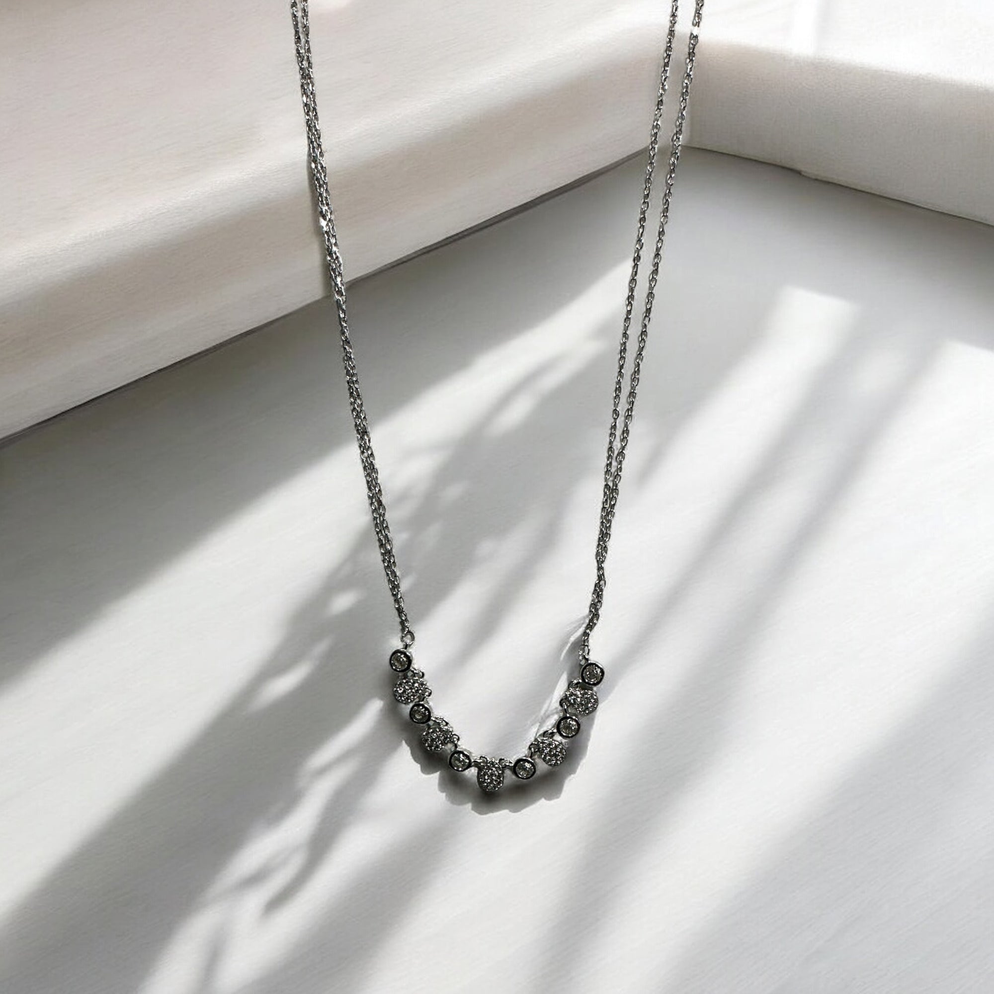 “ LUNA BEADS NECKLACE”