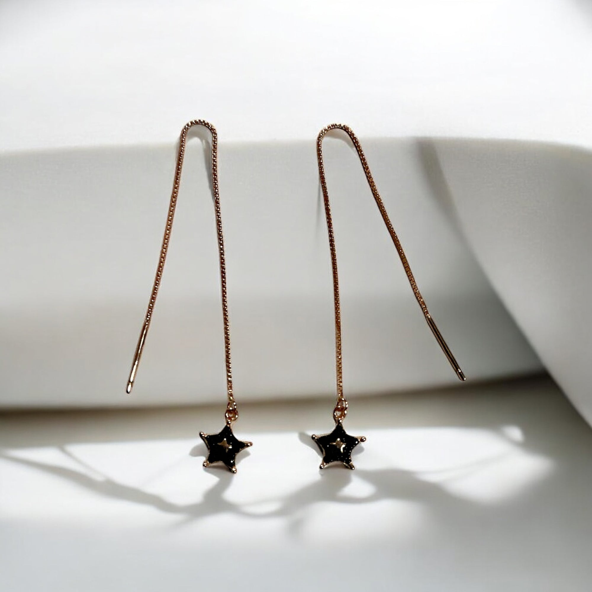 “STELLAR THREAD EARRING”