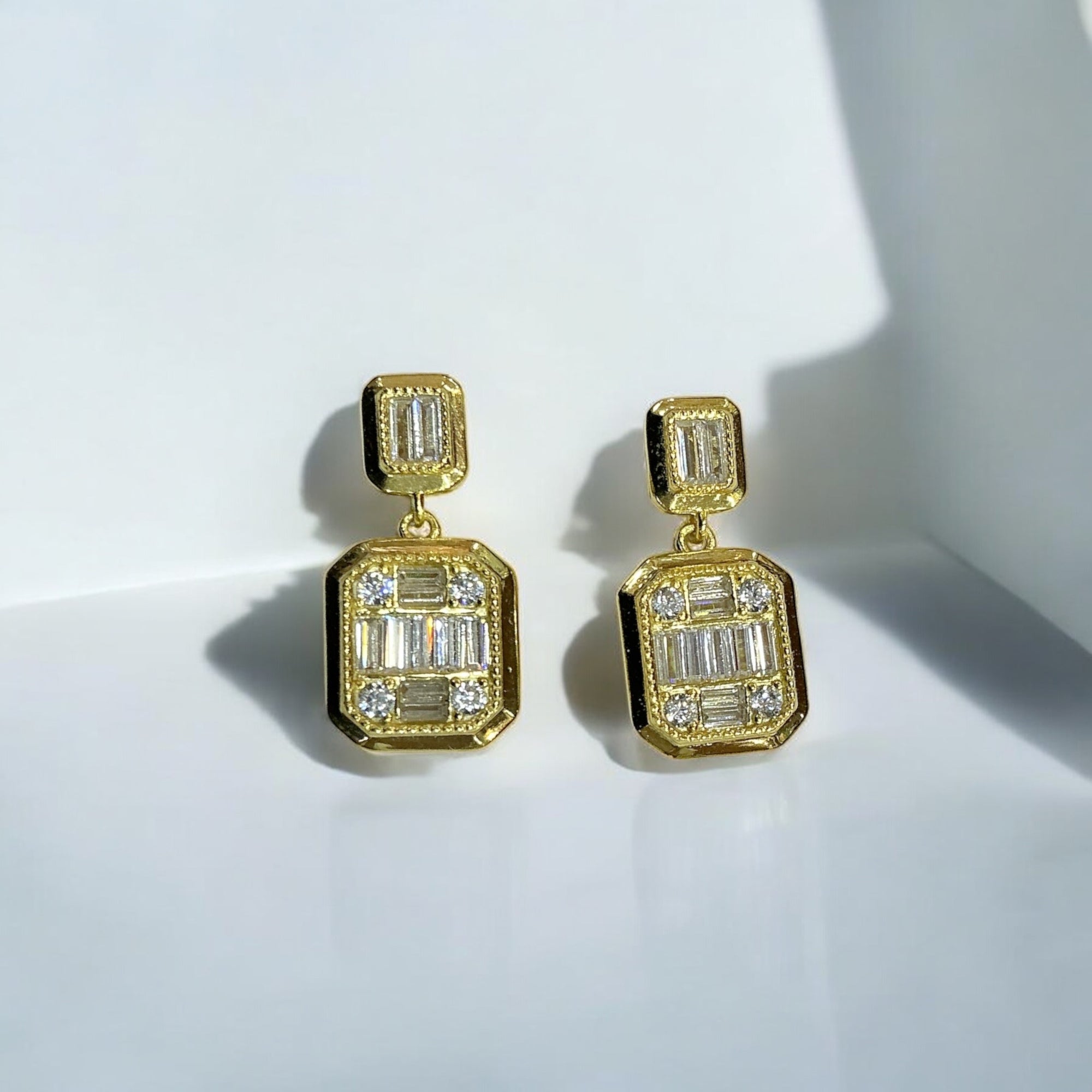 “BAGUETTE BRILLIANCE EARRINGS”