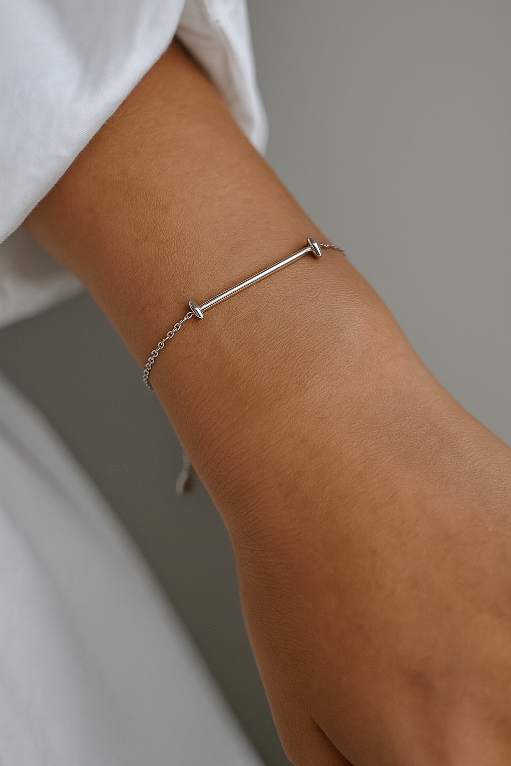 “BAR BRACELET"
