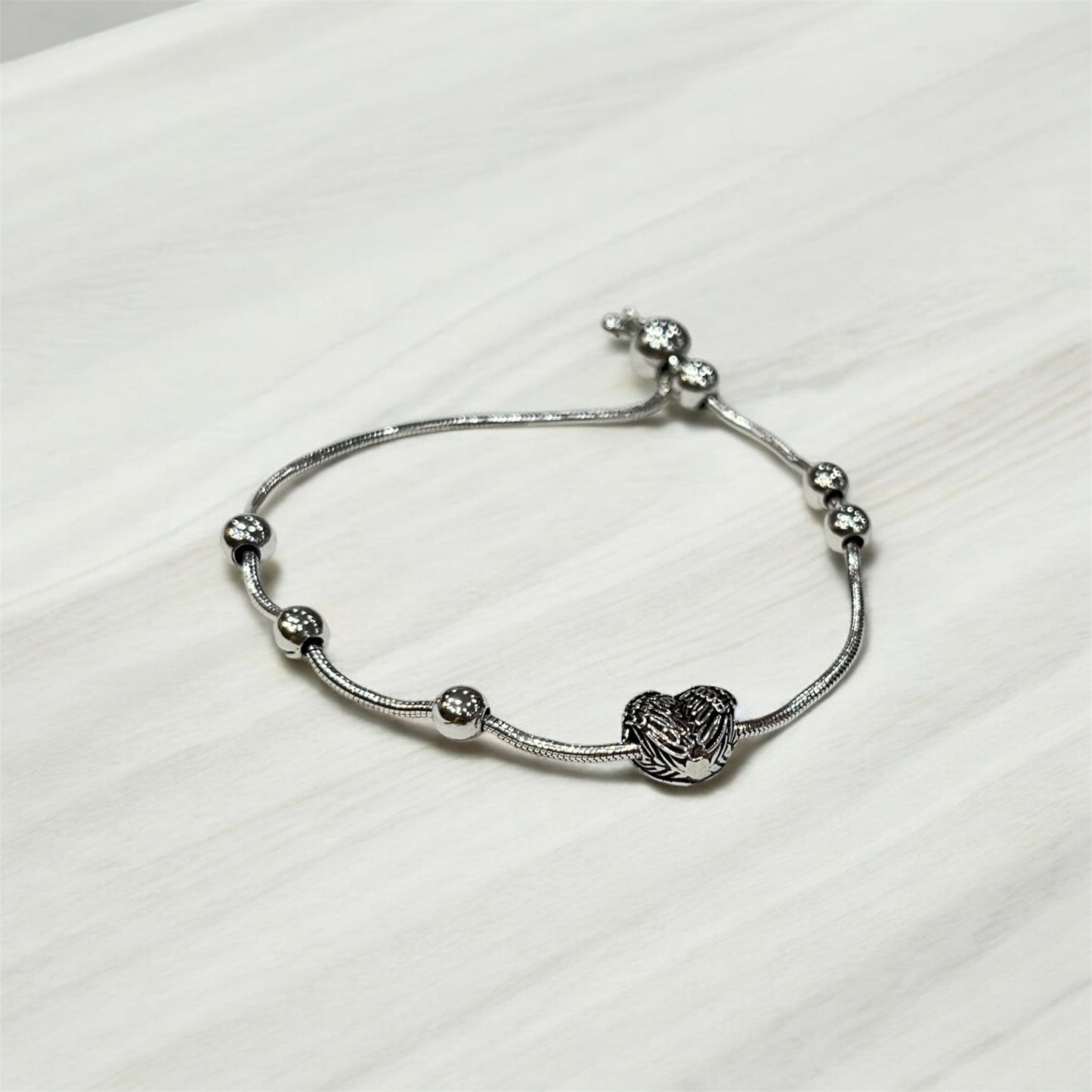 "HEARTSTRINGS BRACELET"