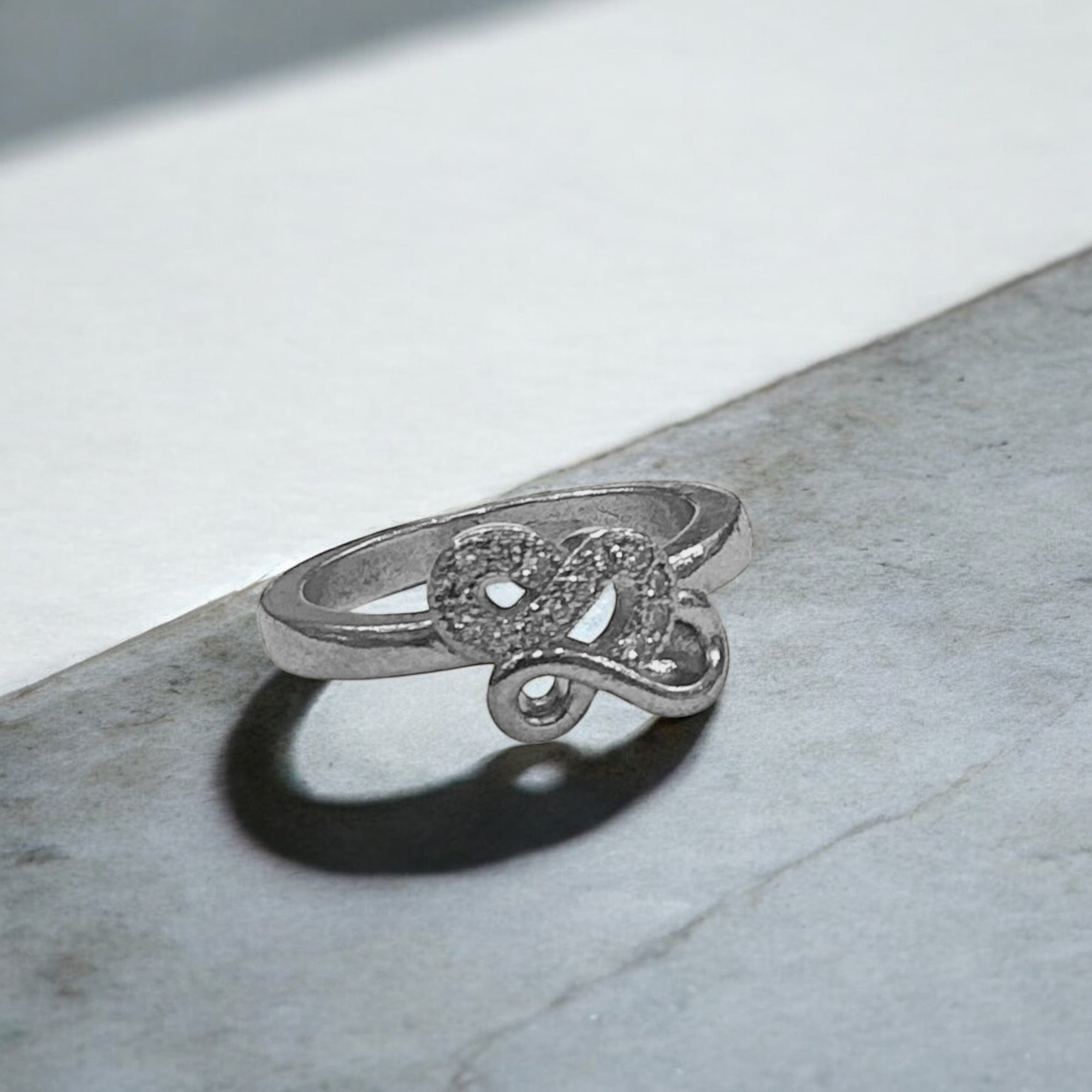 "ZIRCON RING"