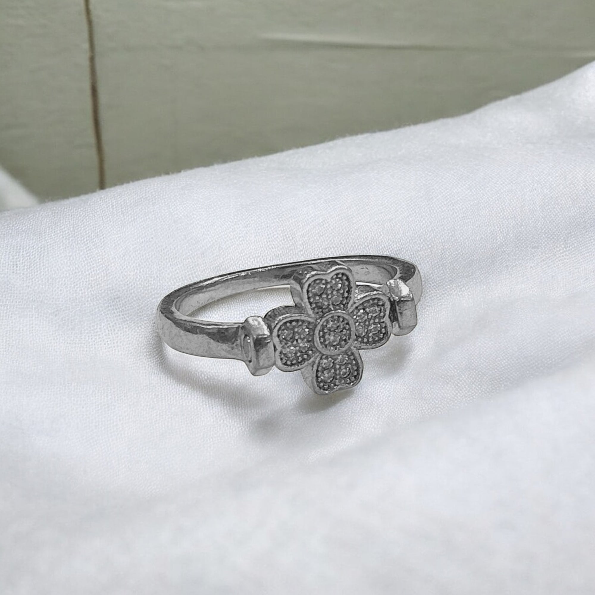 “GRACE RING”