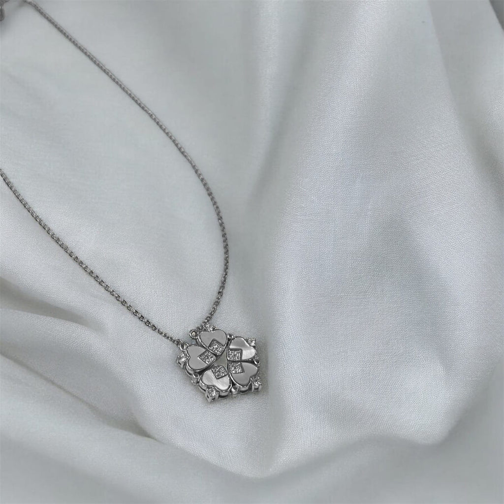 "SYMBOLICA CLOVE NECKLACE "