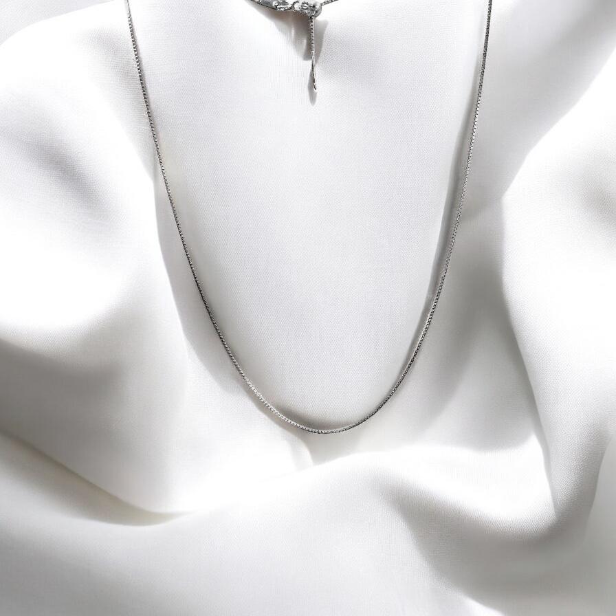 "LUNA CHAIN"