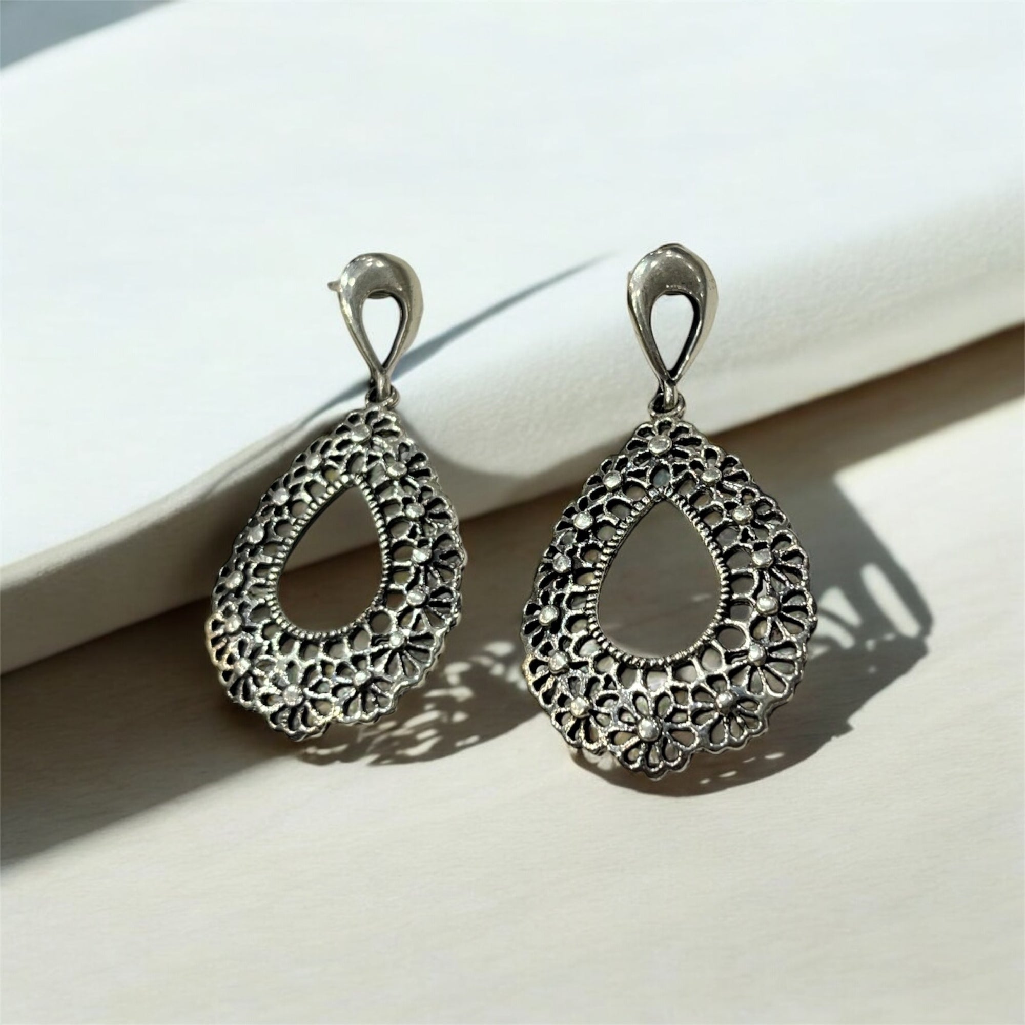 "ETERNAL BLOOM EARINGS"